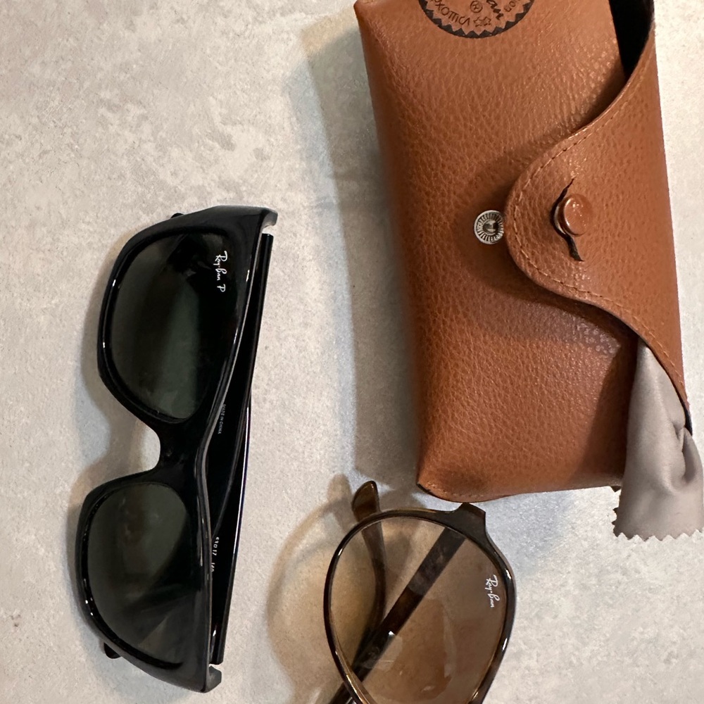 Black sunglasses